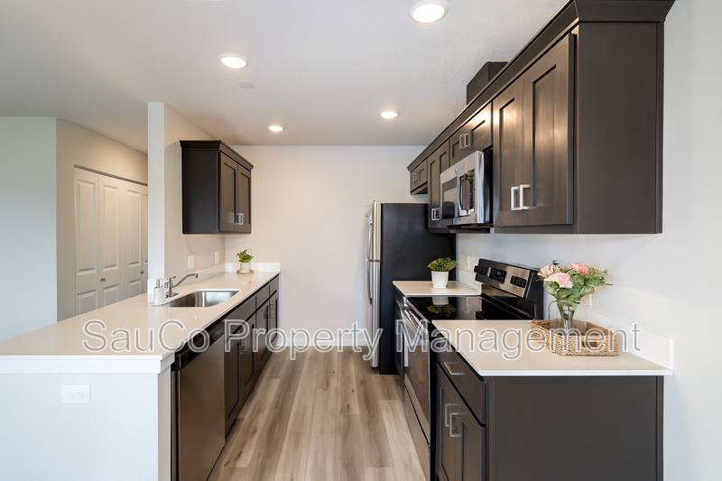 Apartment for rent at 2564 Hawthorne St, Forest Grove, OR 97116