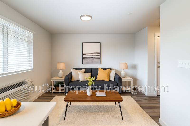 Apartment for rent at 2564 Hawthorne St, Forest Grove, OR 97116