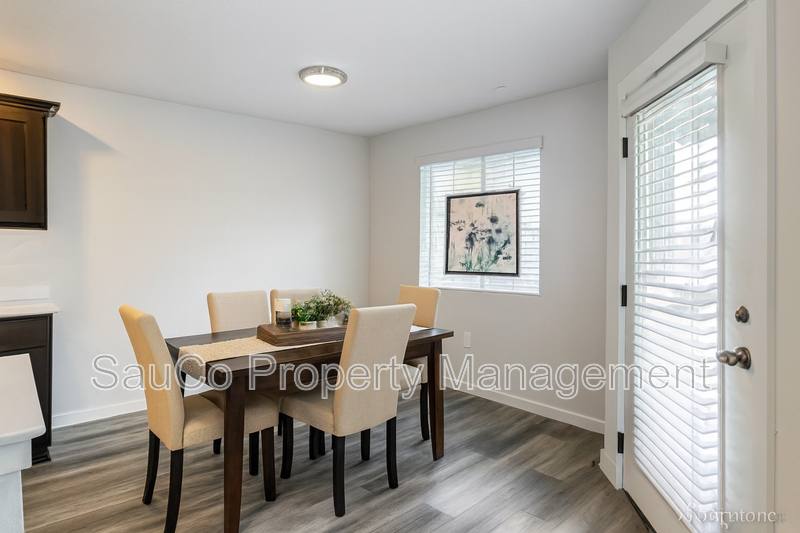 Apartment for rent at 2564 Hawthorne St, Forest Grove, OR 97116