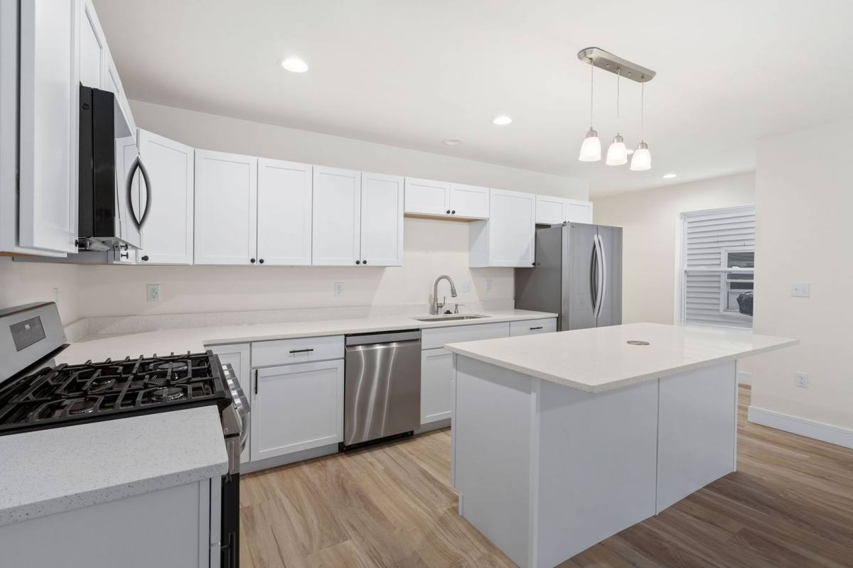 Apartment for rent at 320 W Madison, South Bend, IN 46601