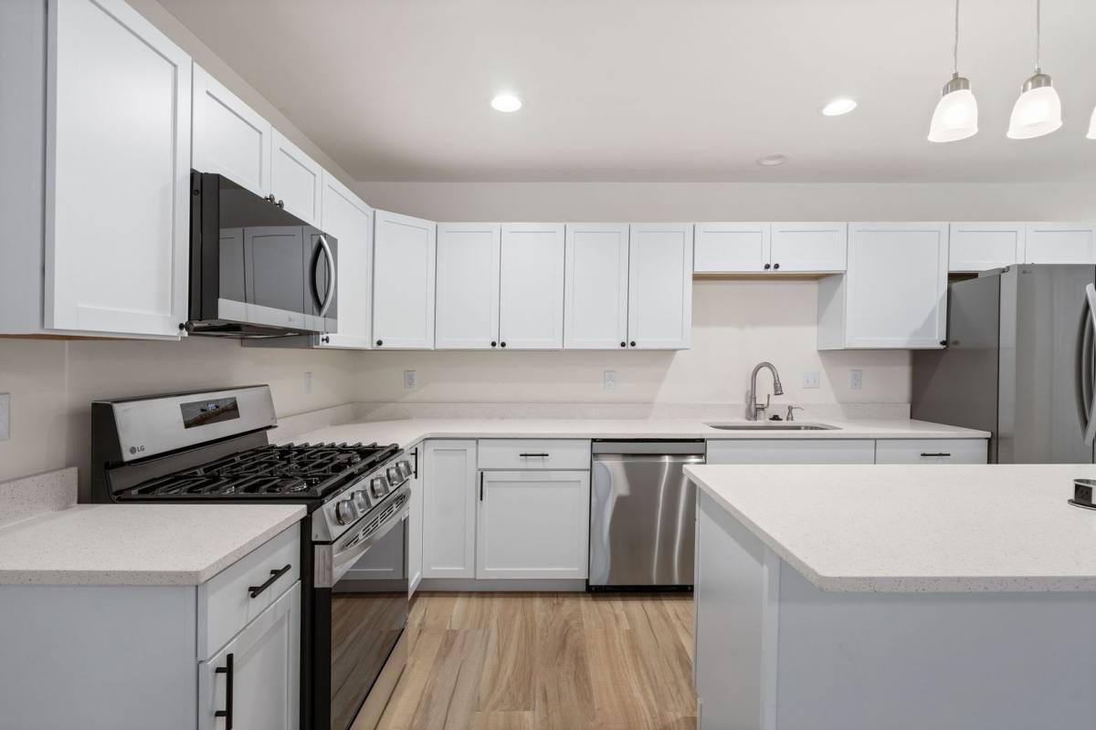 Apartment for rent at 320 W Madison, South Bend, IN 46601