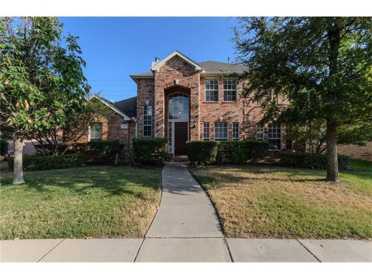 House for rent at 4520 White Rock Lane, Plano, TX 75024