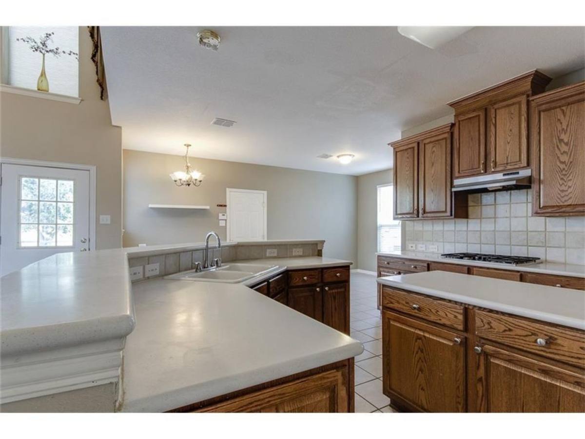 House for rent at 4520 White Rock Lane, Plano, TX 75024