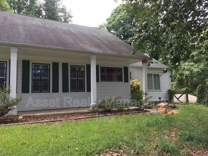 House for rent at 2033 Decatur Highway, Kingston, TN 37763