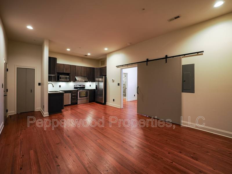 Apartment for rent at 149 S Daniel Morgan Ave #2B, Spartanburg, SC 29306