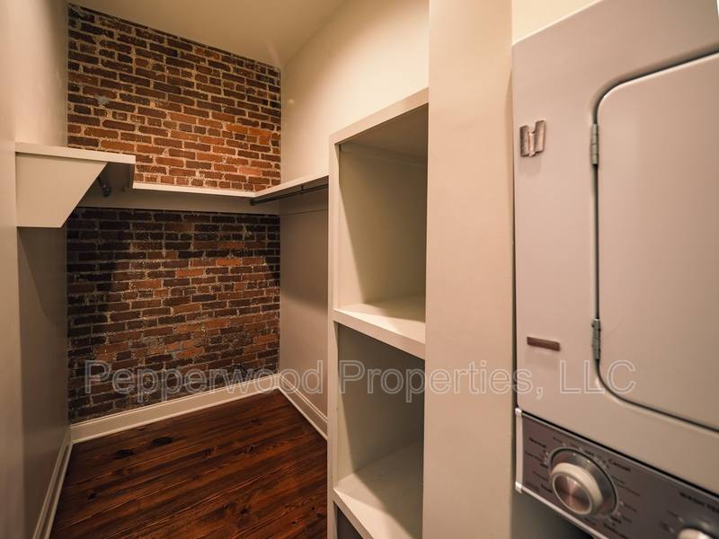 Apartment for rent at 149 S Daniel Morgan Ave #2B, Spartanburg, SC 29306