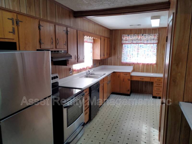 Apartment for rent at 102 Eastwood Dr #1, Knoxville, TN 37920