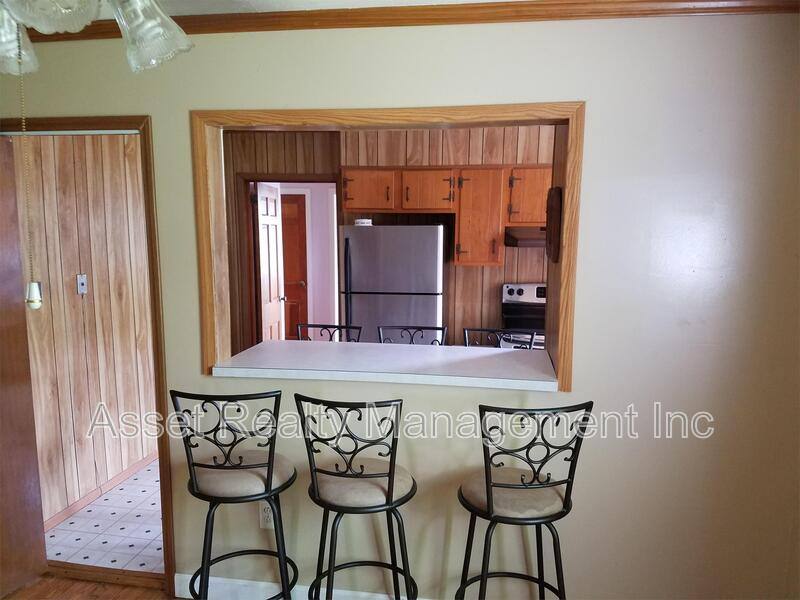 Apartment for rent at 102 Eastwood Dr #1, Knoxville, TN 37920