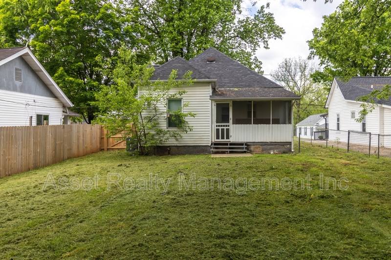 House for rent at 2638 Barton Dr, Knoxville, TN 37917