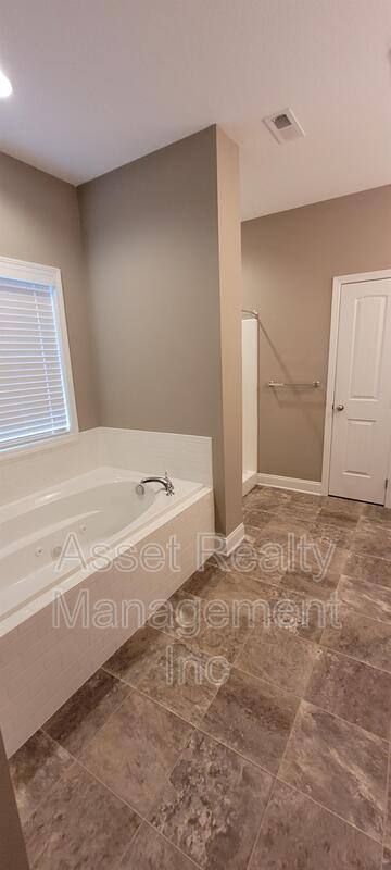 House for rent at 103 W Rarity Ridge Parkway, Oak Ridge, TN 37830