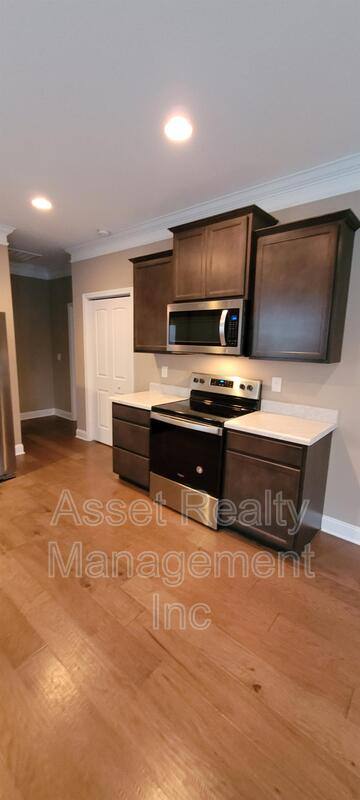 House for rent at 103 W Rarity Ridge Parkway, Oak Ridge, TN 37830