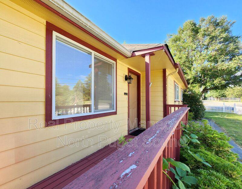 House for rent at 10914 Willow Rd #A, Lake Stevens, WA 98258