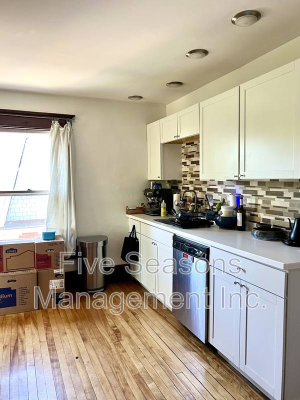 Apartment for rent at 369 S Winooski Ave #2, Burlington, VT 05401