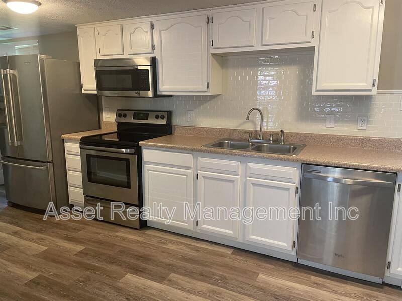 House for rent at 645 Cornerbrook Lane, Knoxville, TN 37918