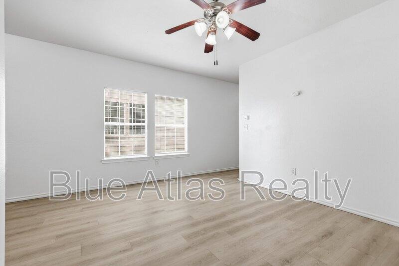 Townhouse for rent at 908 Drexel St #B, McKinney, TX 75069
