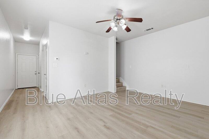 Townhouse for rent at 908 Drexel St #B, McKinney, TX 75069