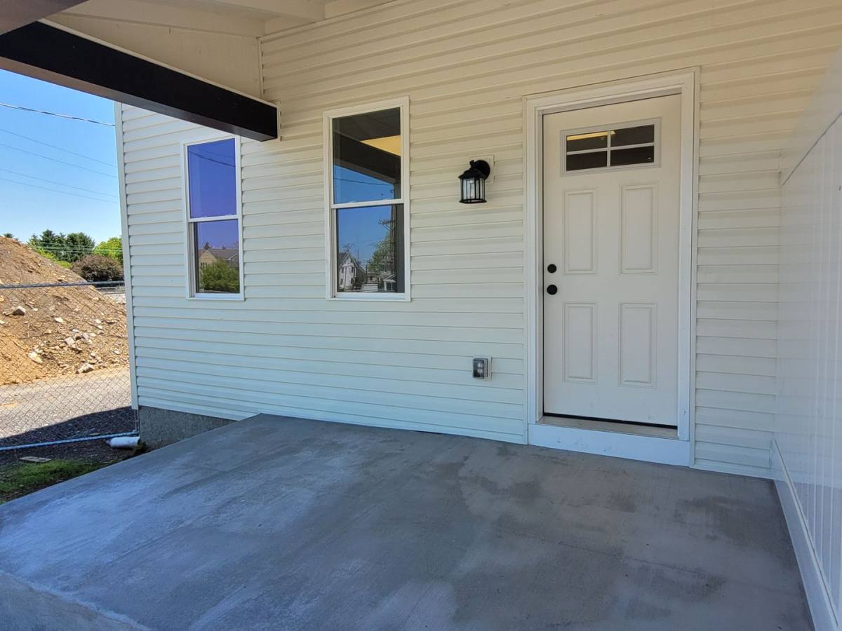 House for rent at 3214 Mill Lane, Gordonville, PA 17529