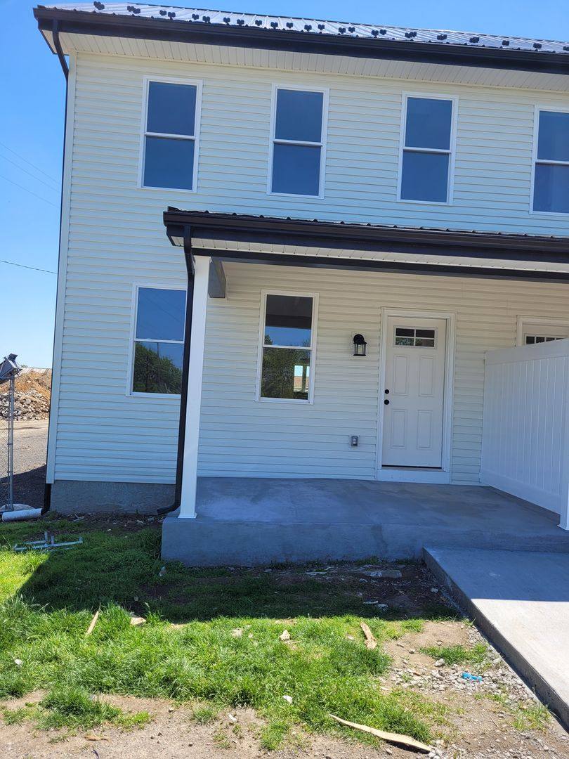 House for rent at 3214 Mill Lane, Gordonville, PA 17529