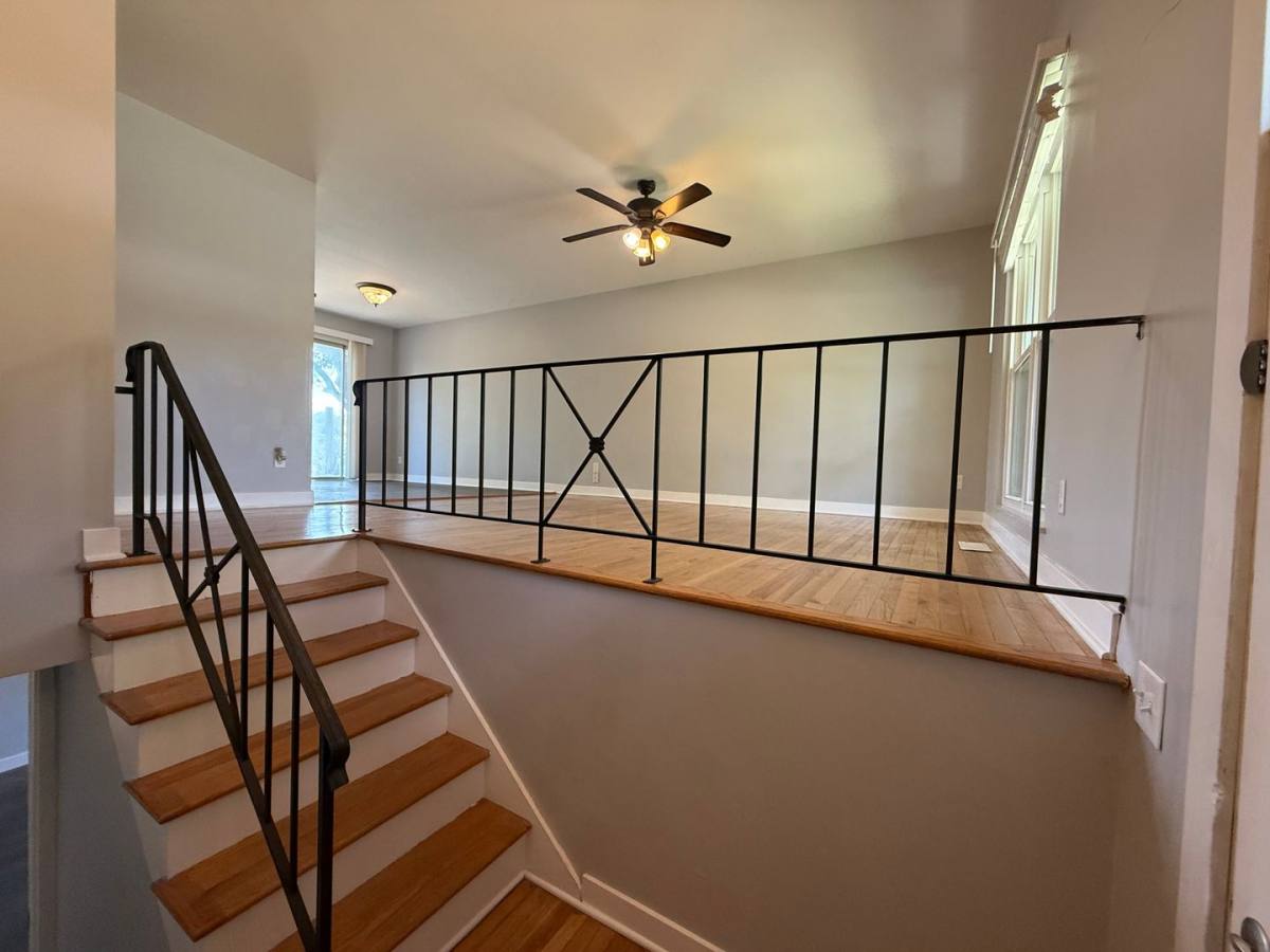 House for rent at 213 S Poplar Dr, Ellettsville, IN 47429