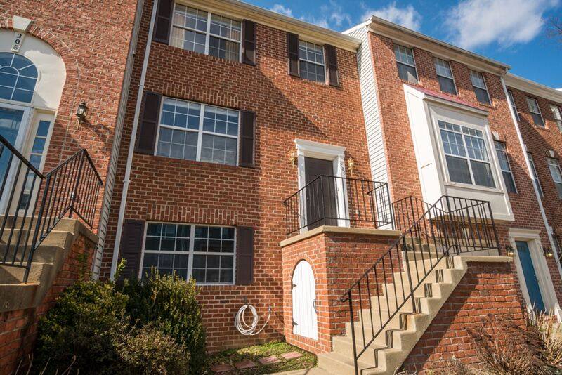 Townhouse for rent at 206 Dundee Place, Fredericksburg, VA 22405