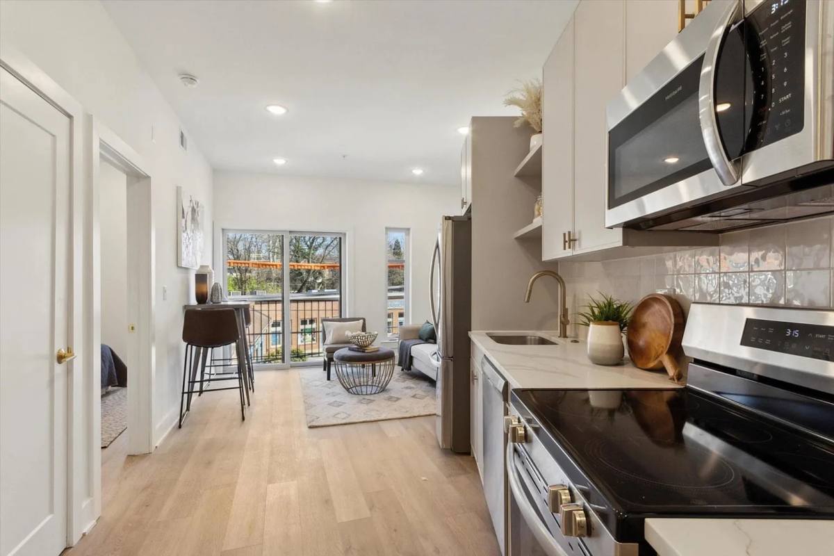 Apartment for rent at 367 W Hortter St, Philadelphia, PA 19119