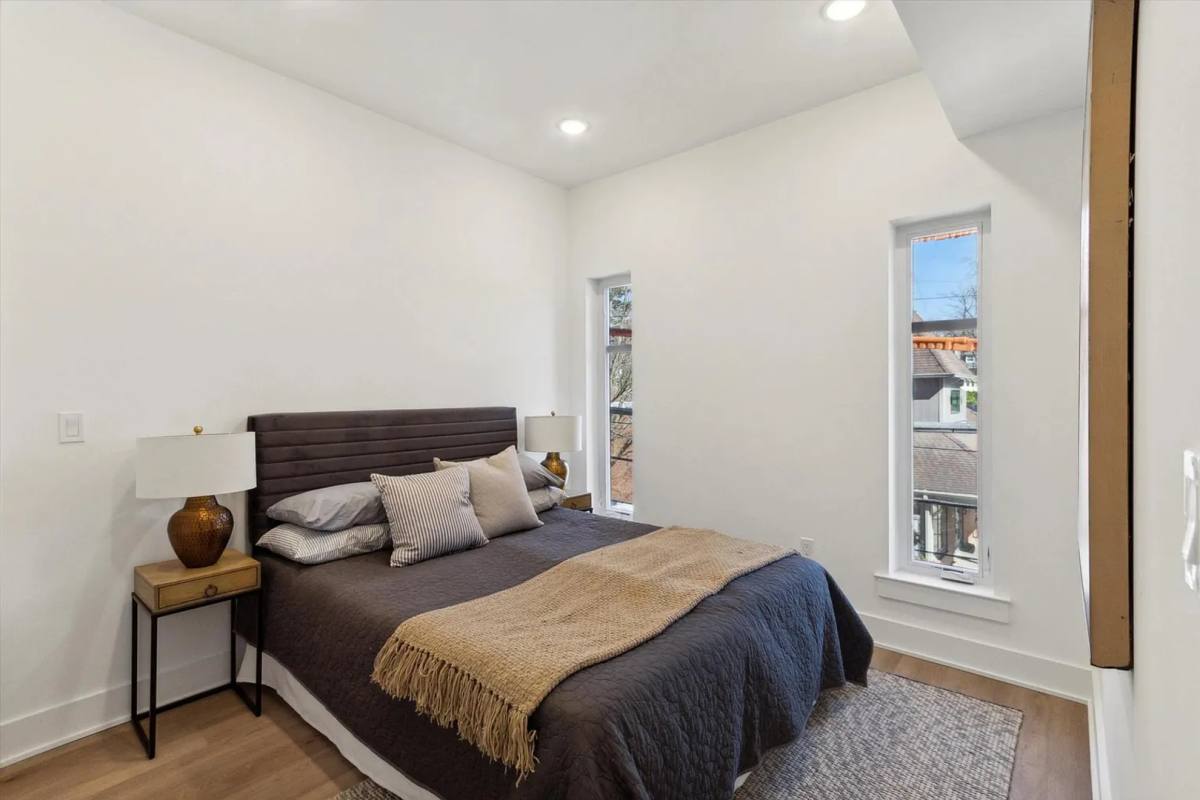 Apartment for rent at 367 W Hortter St, Philadelphia, PA 19119