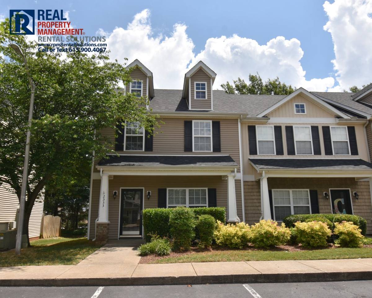 House for rent at 2533 New Holland Circle, Murfreesboro, TN 37128