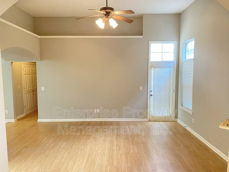 House for rent at 5236 Laurelhome, Memphis, TN 38125