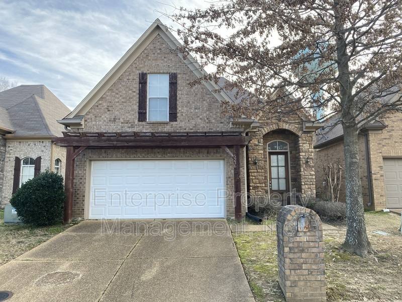 House for rent at 5236 Laurelhome, Memphis, TN 38125
