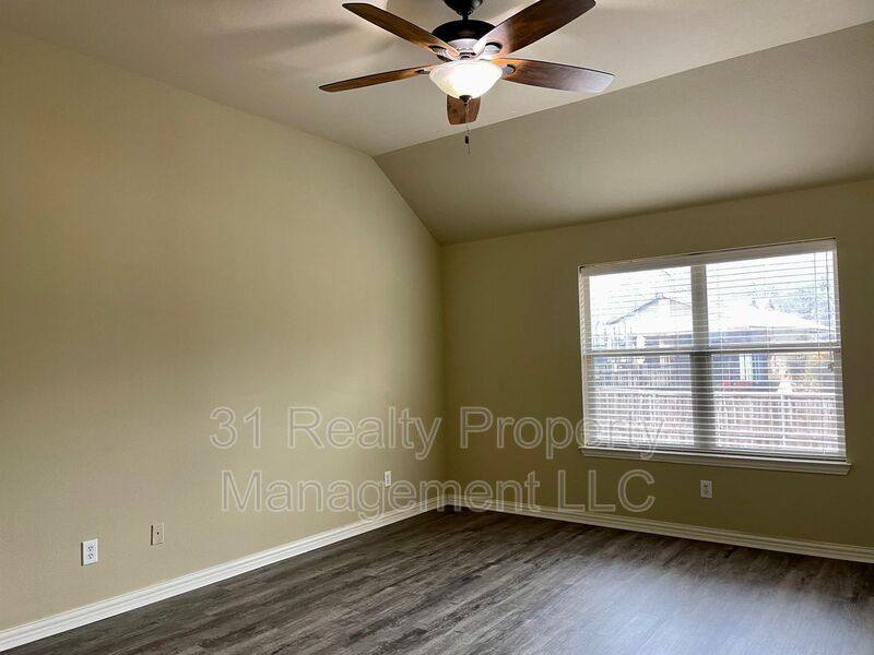 House for rent at 605 Knollwood Trail Court, Little Elm, TX 75068