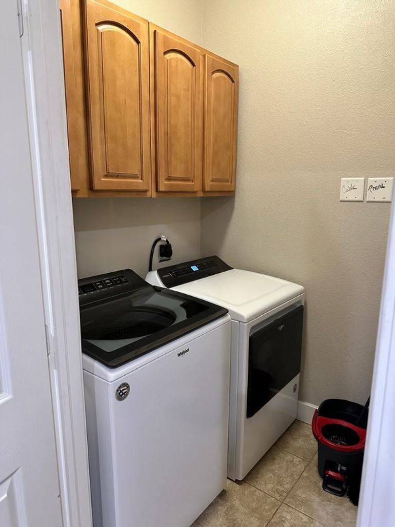 Townhouse for rent at 1349 15th St W, Dickinson, ND 58601