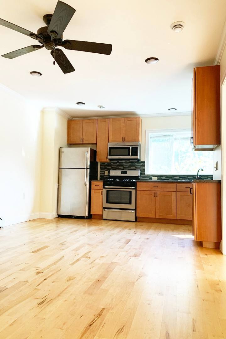 Apartment for rent at 158 N St, Burlington, VT 05401
