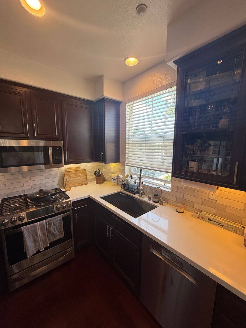 Townhouse for rent at 8877 Promenade N Place, San Diego, CA 92123