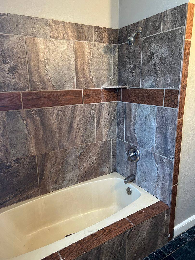 House for rent at 1704 S Hutchings Blvd, Longview, TX 75602