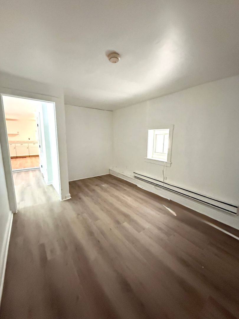 Apartment for rent at 24 Conway Place, Kingston, NY 12401