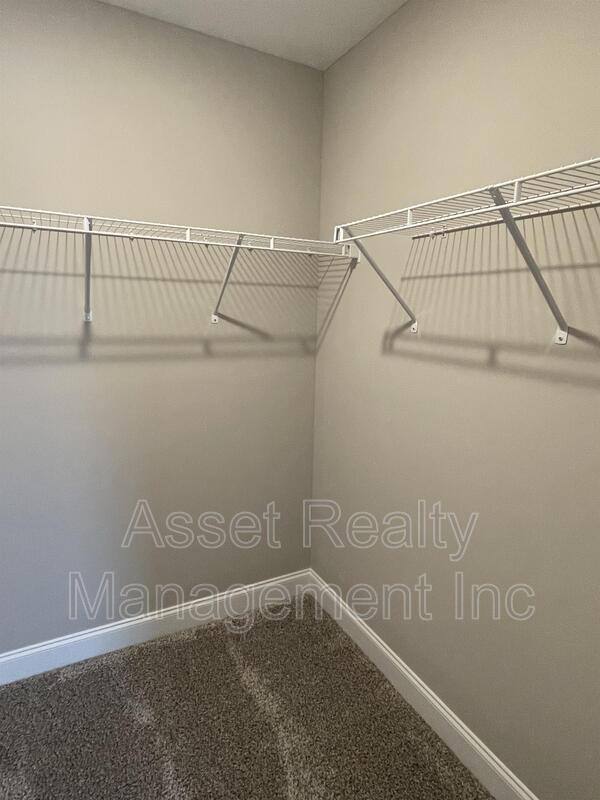 Townhouse for rent at 338 Broadberry Ave, Oak Ridge, TN 37830