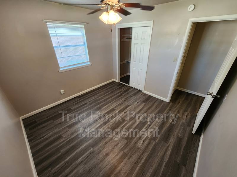 House for rent at 933 Crestview Ave, Ada, OK 74820