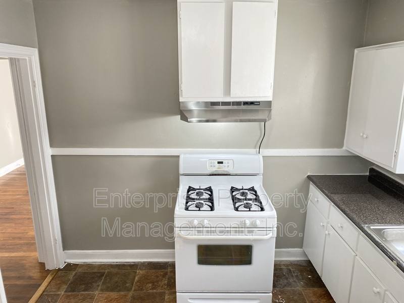 House for rent at 599 Houston St, Memphis, TN 38111