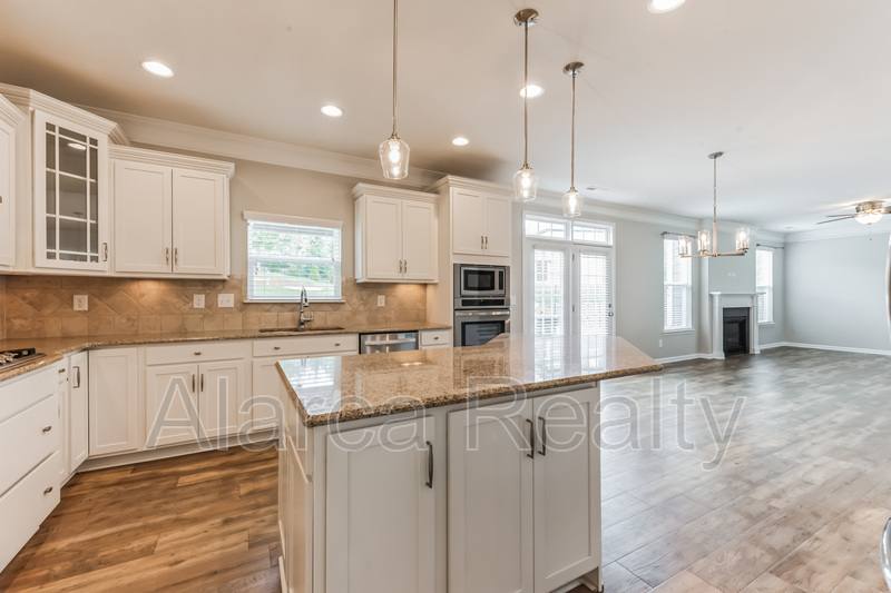 House for rent at 7419 Canova Lane, Charlotte, NC 28278