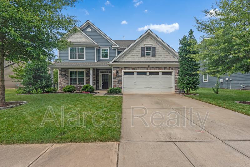 House for rent at 7419 Canova Lane, Charlotte, NC 28278