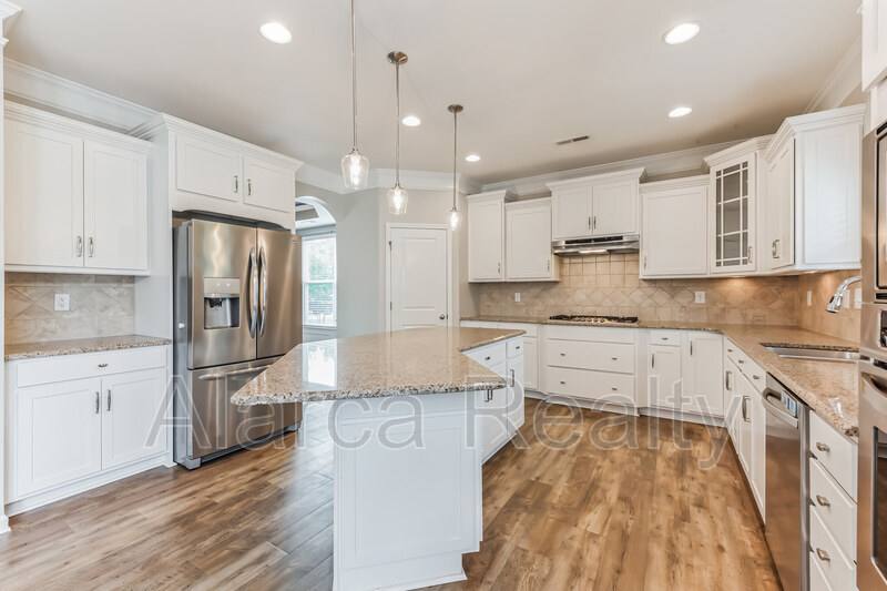 House for rent at 7419 Canova Lane, Charlotte, NC 28278