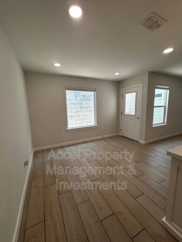 House for rent at 6613 N 5th St, McAllen, TX 78504