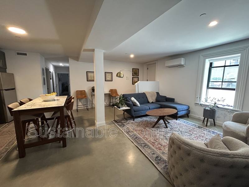 Apartment for rent at 205 Summer St #2, Worcester, MA 01604