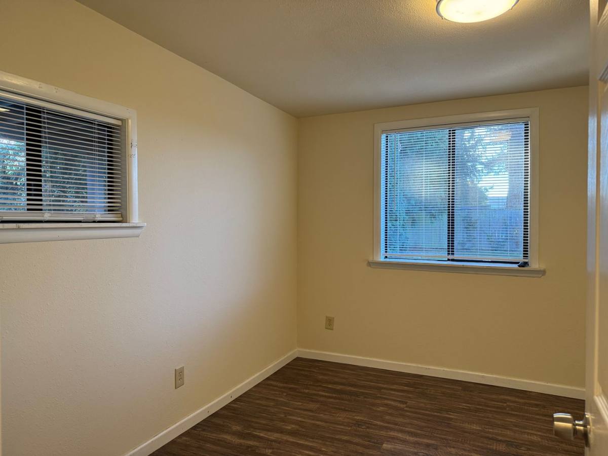Apartment for rent at 16747 3rd Ave NE, Seattle, WA 98155