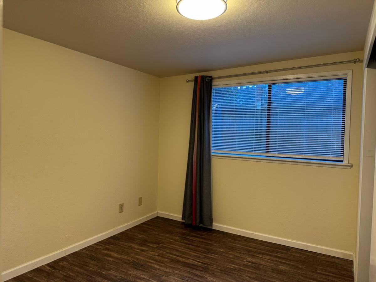Apartment for rent at 16747 3rd Ave NE, Seattle, WA 98155