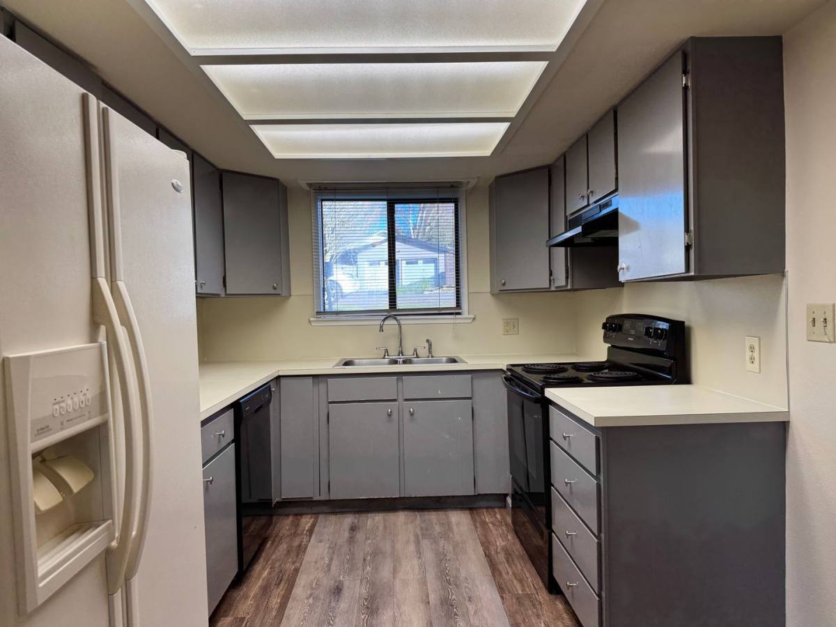 Apartment for rent at 16747 3rd Ave NE, Seattle, WA 98155