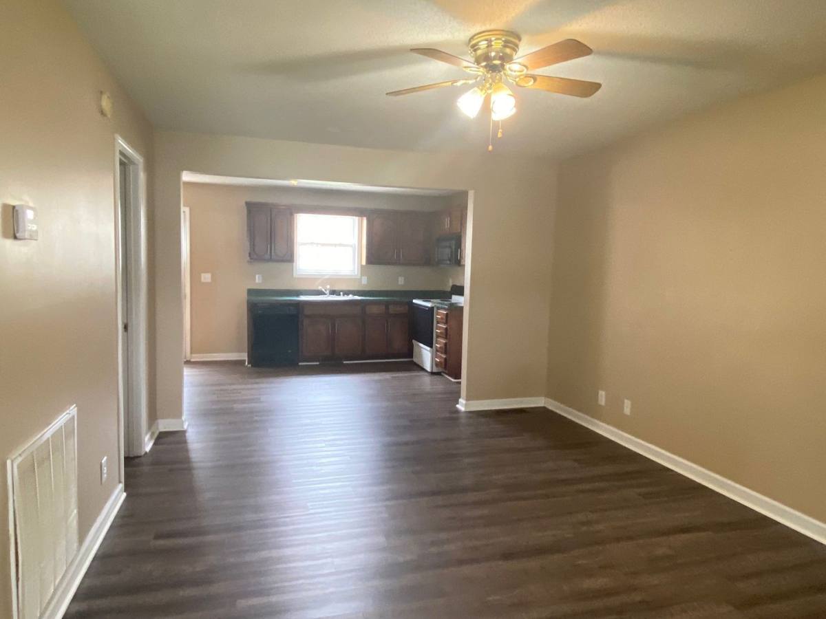 Townhouse for rent at 824 Flyer Court, Oak Grove, KY 42262