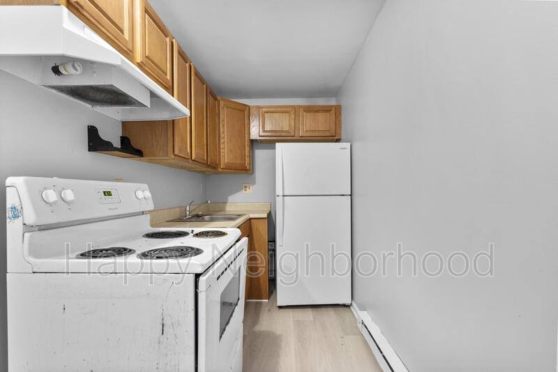 Apartment for rent at 451 Divinity St #I, Bristol, CT 06010