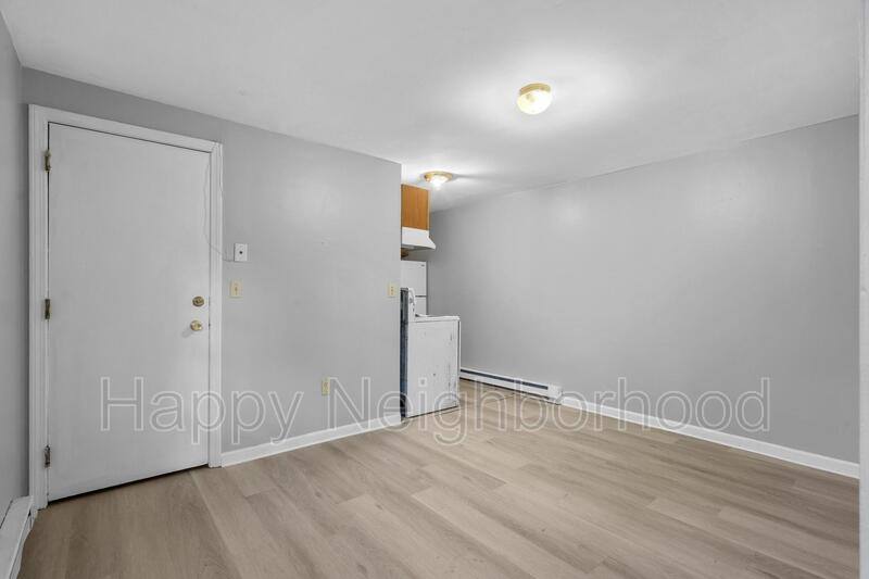 Apartment for rent at 451 Divinity St #I, Bristol, CT 06010