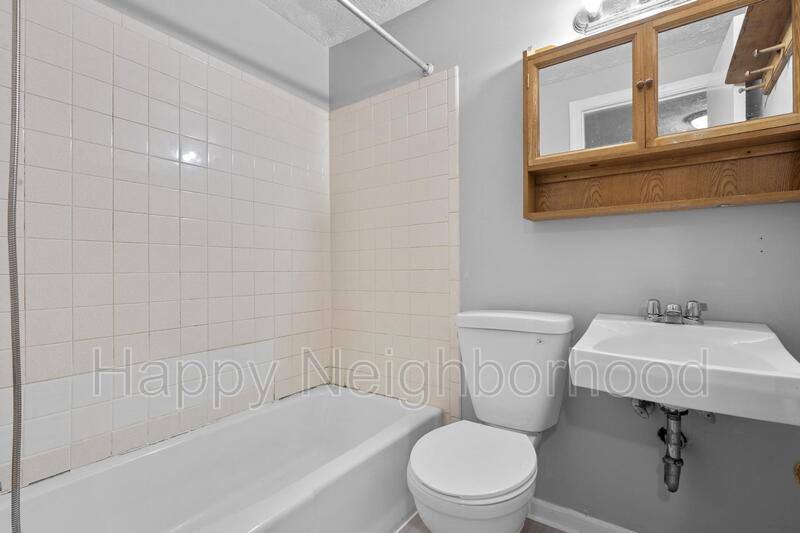 Apartment for rent at 451 Divinity St #I, Bristol, CT 06010